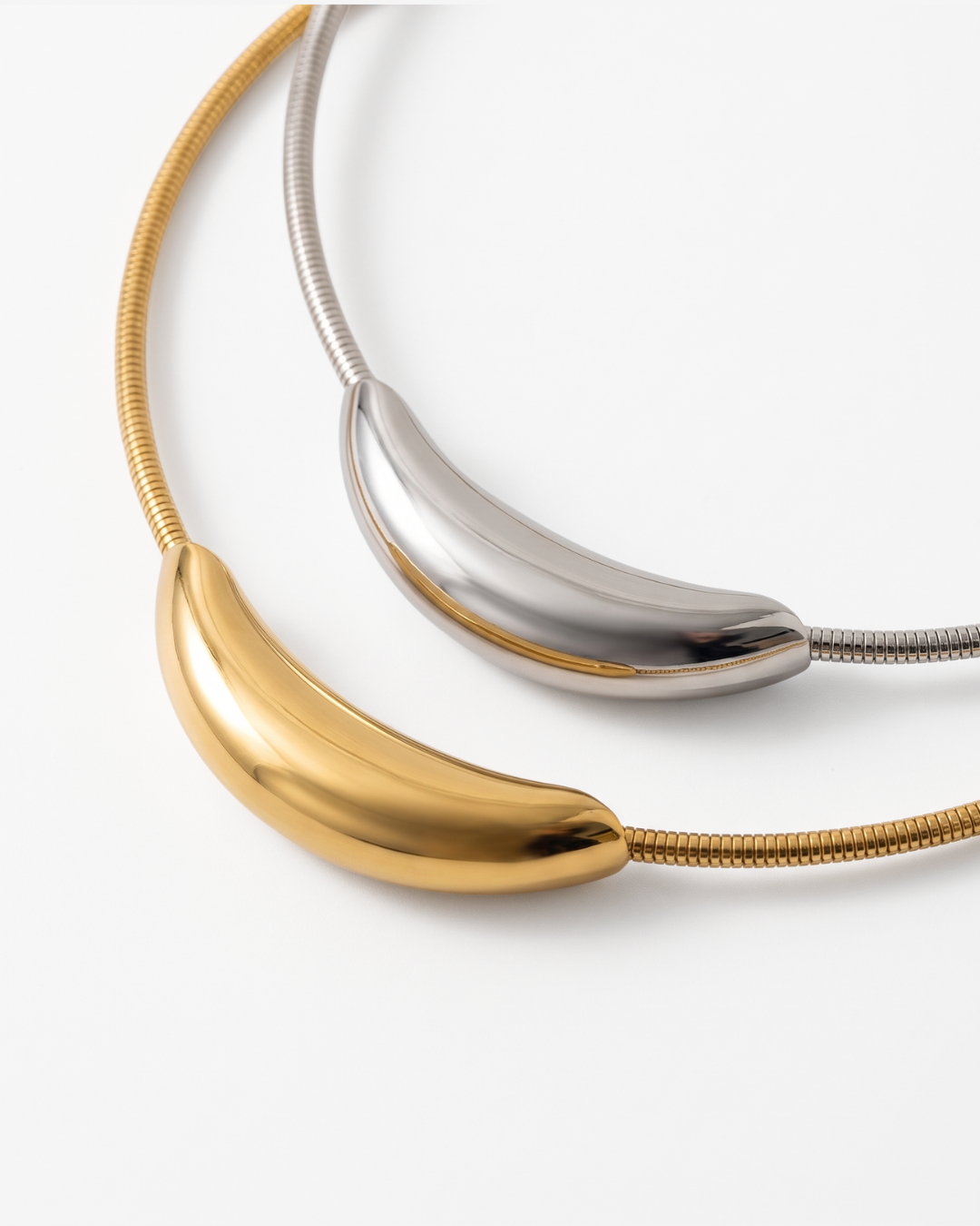 Leona necklace