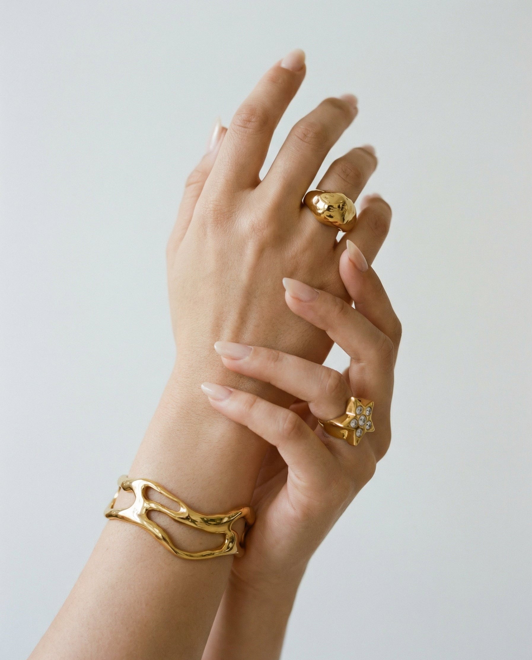 Mills ring