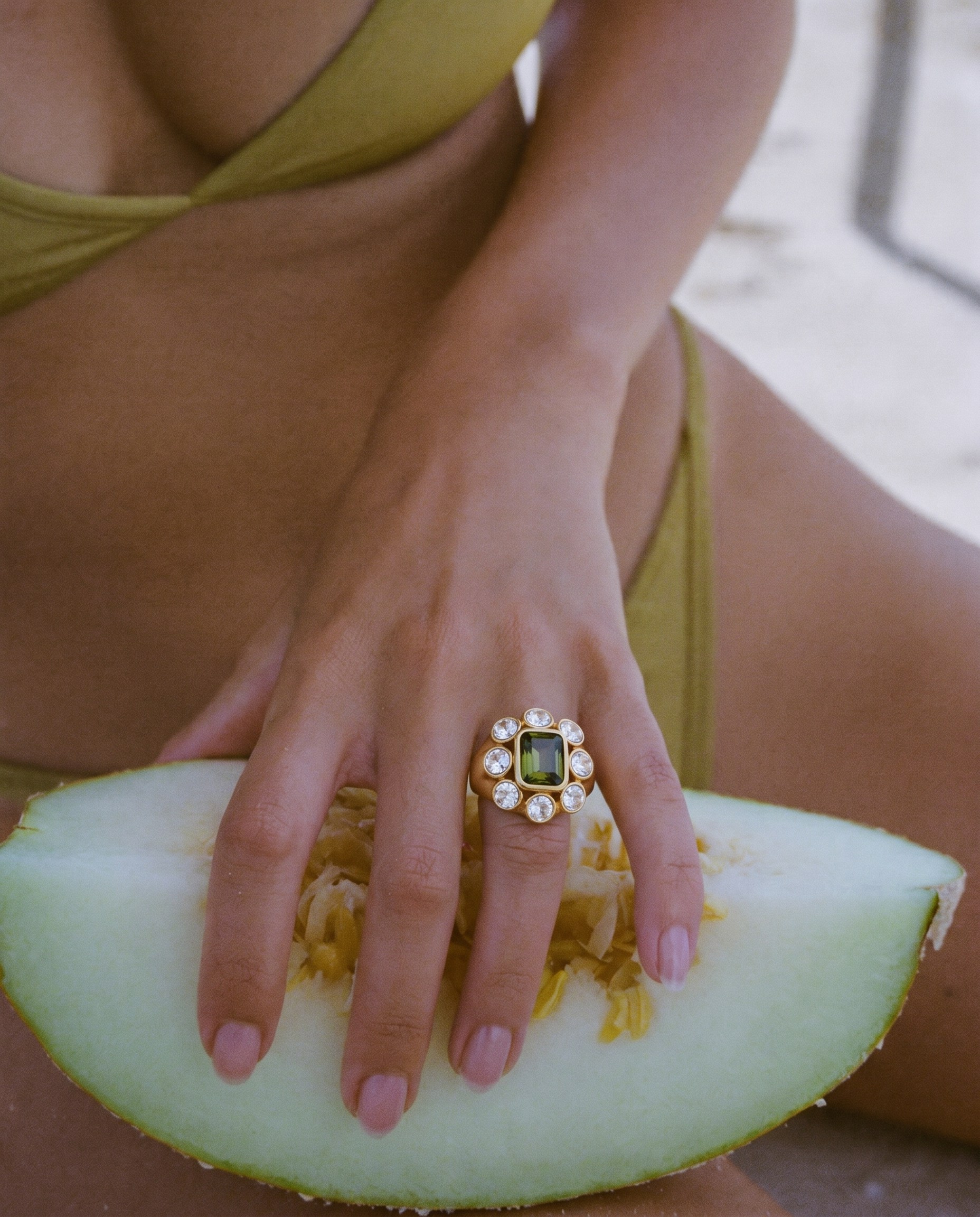 Marzo ring
