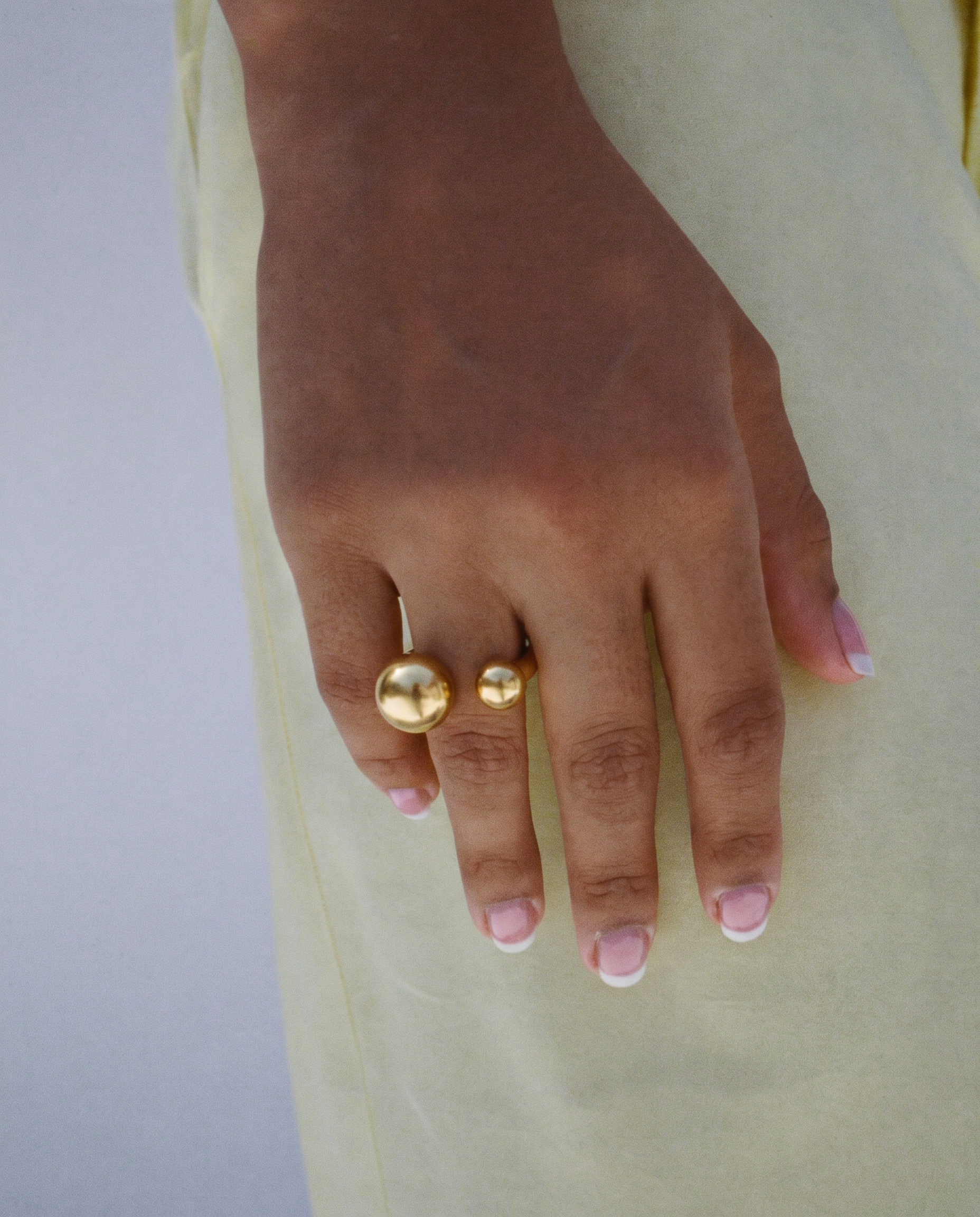 Adela bague