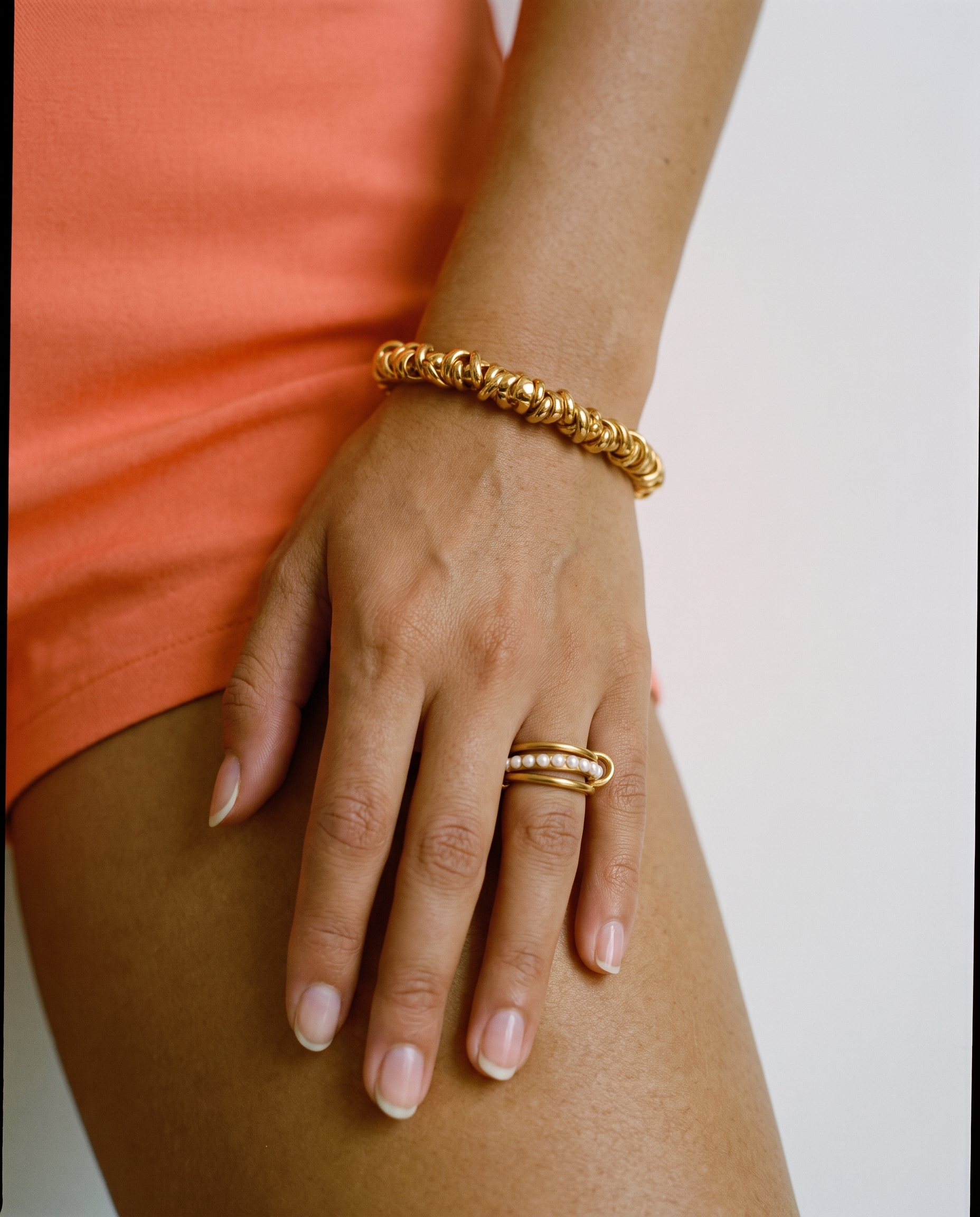 Emilia ring
