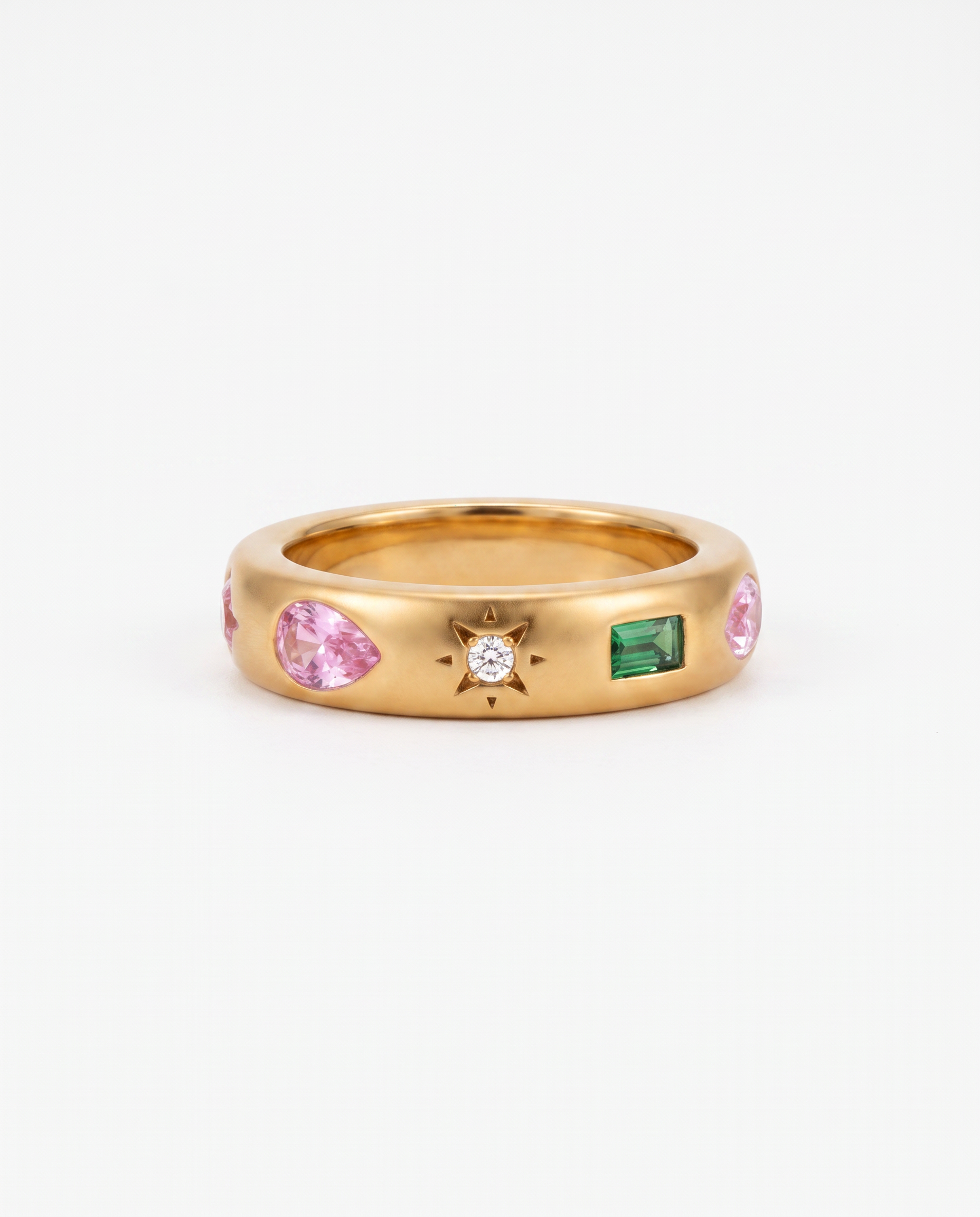 Nubia ring