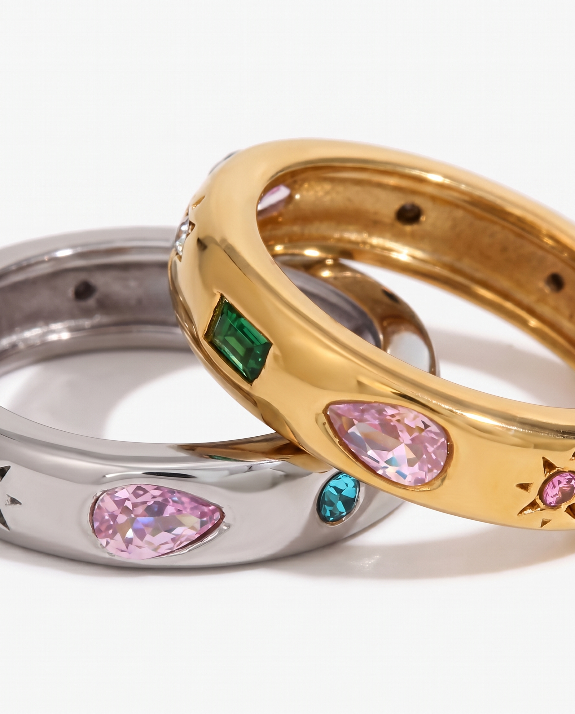 Nubia - Rainbow band ring - Stainless steel