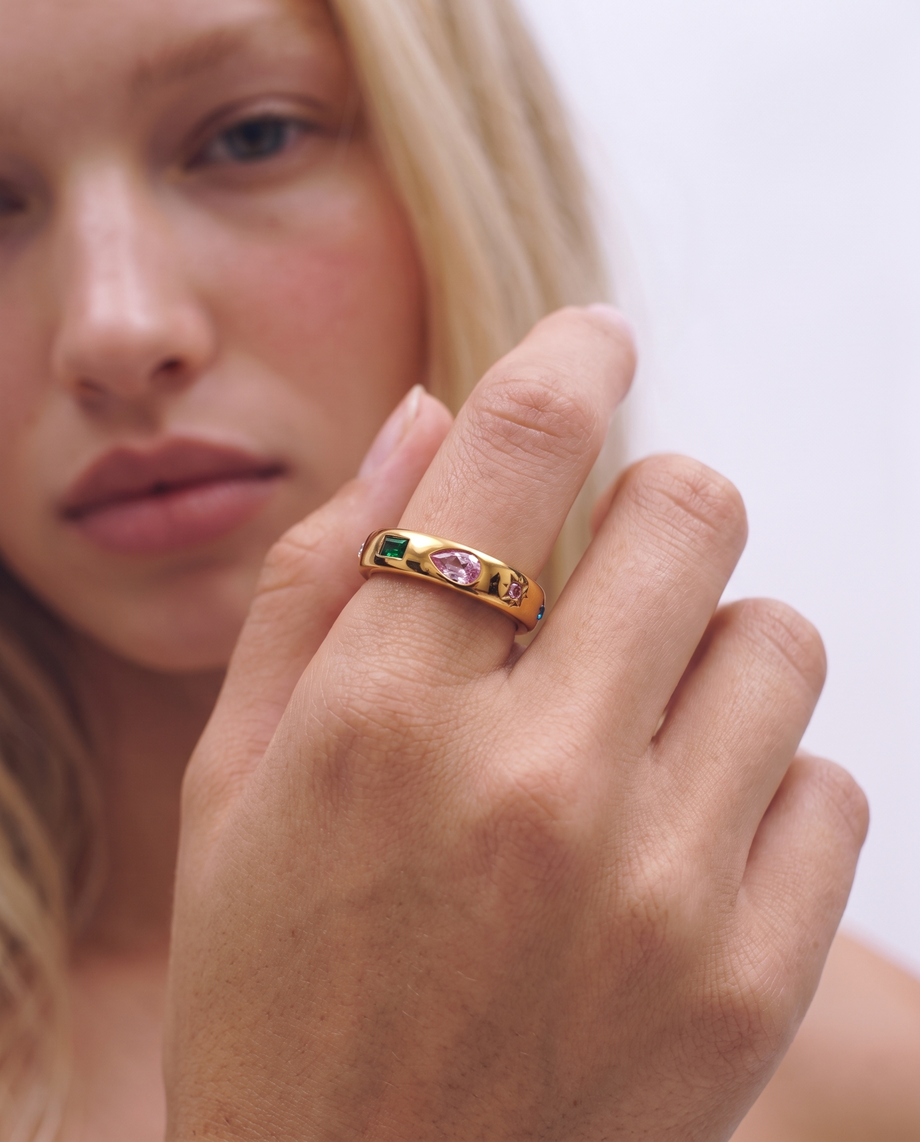 Nubia - Rainbow band ring - Stainless steel