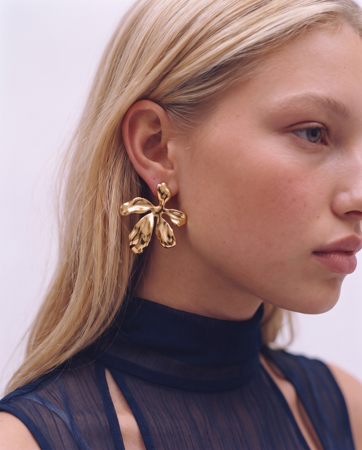 Mira earrings