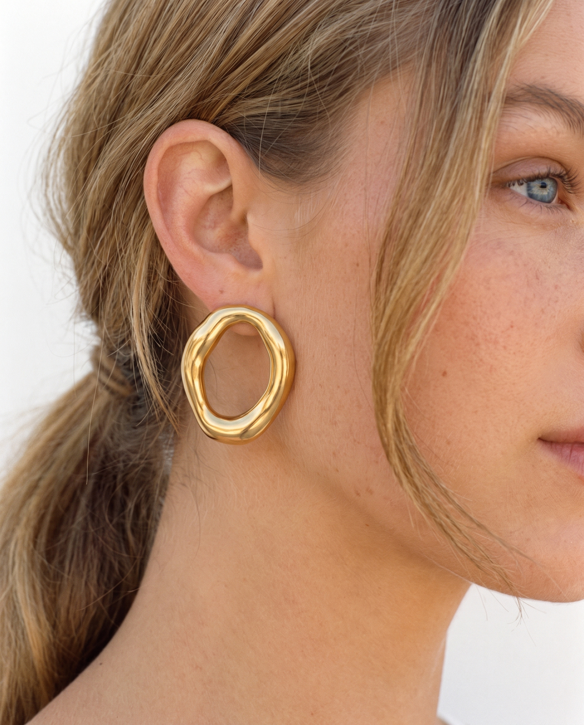 Olivia earrings