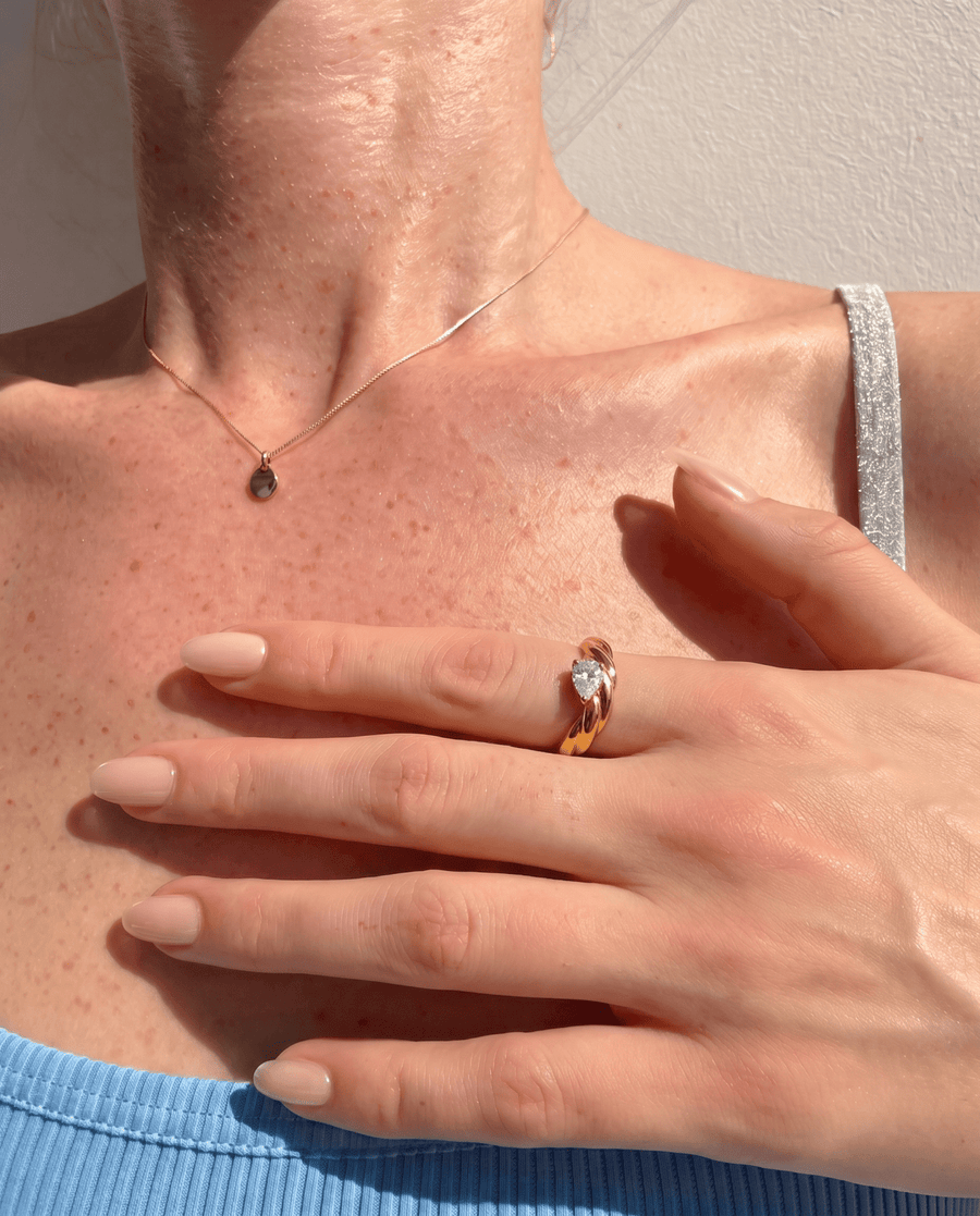 Hula - Stackable stone ring - Stainless steel