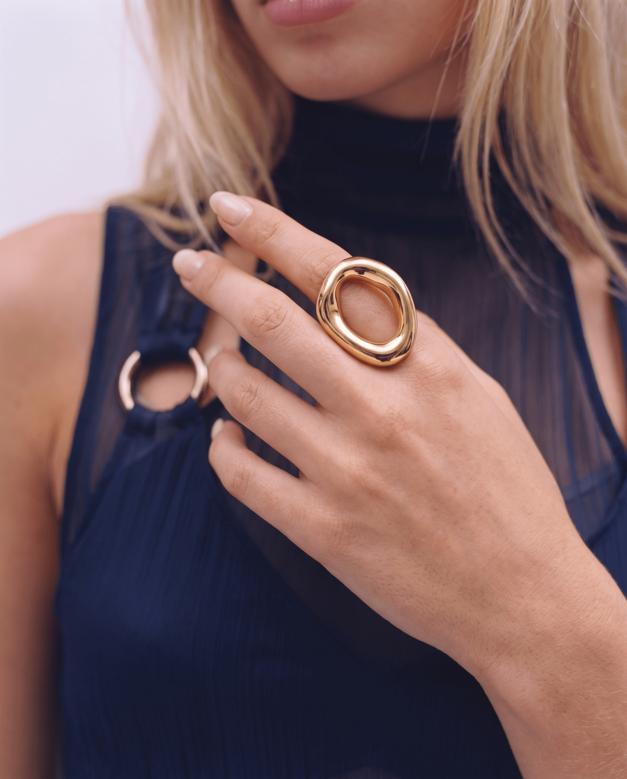 Olivia - Chunky open circle ring - Stainless steel - Opulaire - WATERPROOF jewelry - EU 52 -